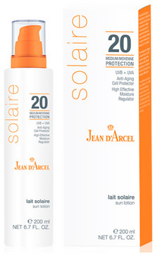 Водостійке сонцезахисне молочко SPF 20 фото