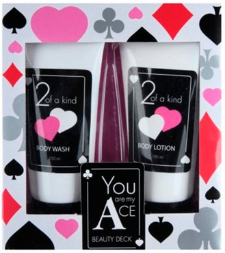 Набор Mades Cosmetics You Are My Ace (sh/gel/100ml + b/lot/100ml) фото