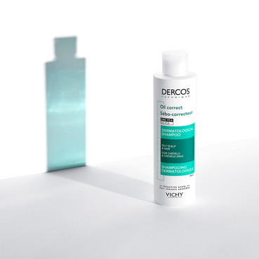 дерматологический себорегулирующий шампунь для жирных волос vichy dercos oil control advanced action shampoo фото